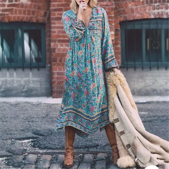 Walk with me on the BOHO discovery 🦋✨✨ - Picture 3 of 4